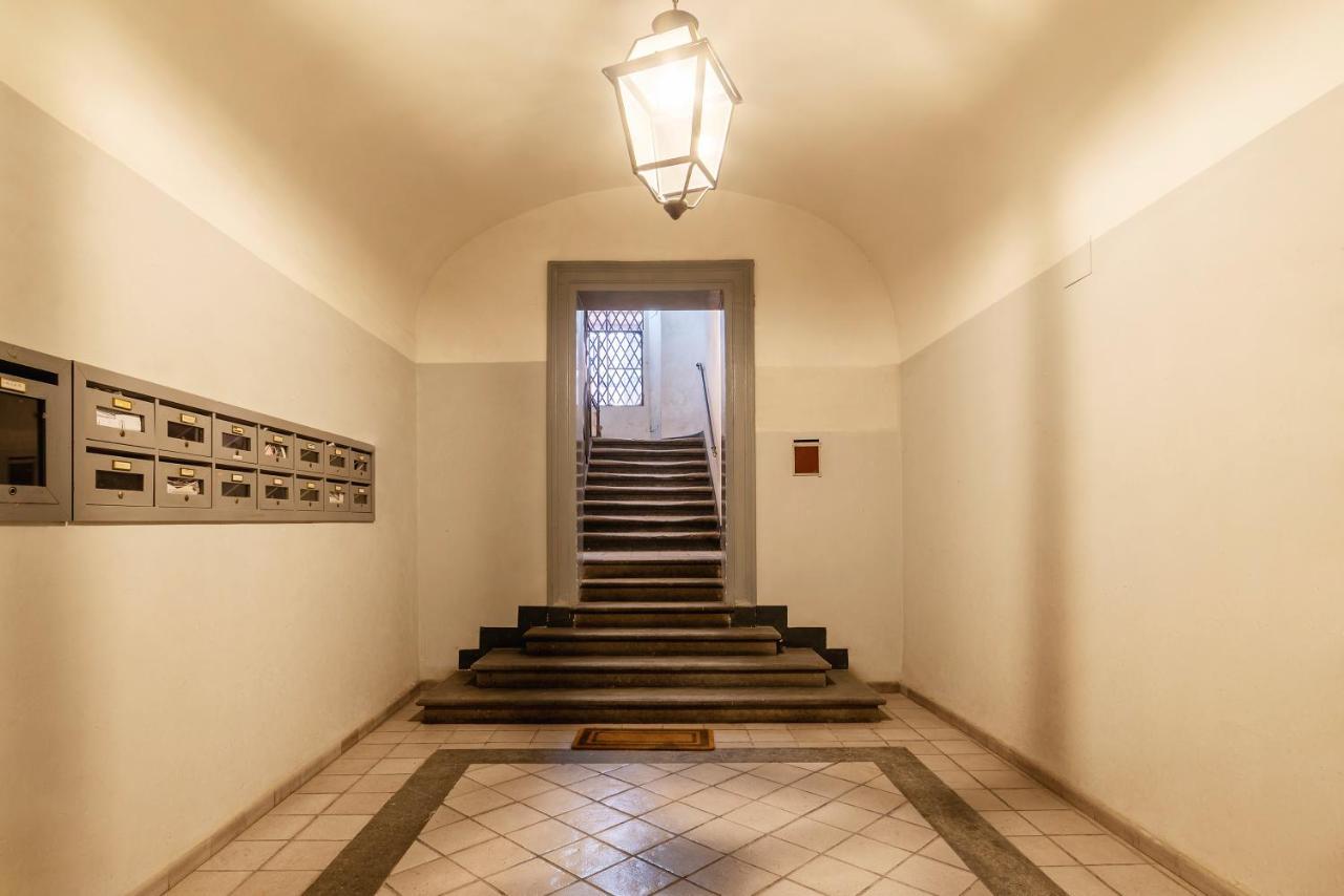 Spanish Steps Corner Rzym Zewnętrze zdjęcie